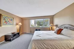 3000 Holiday Dr, Fort Lauderdale, FL 33316 - Photo 28