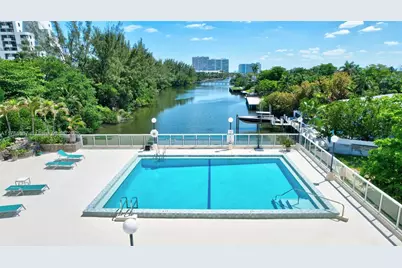 3000 Holiday Dr #306, Fort Lauderdale, FL 33316 - Photo 46