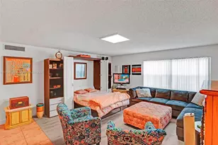 2500 NE 9th St, Fort Lauderdale, FL 33304 - Photo 12
