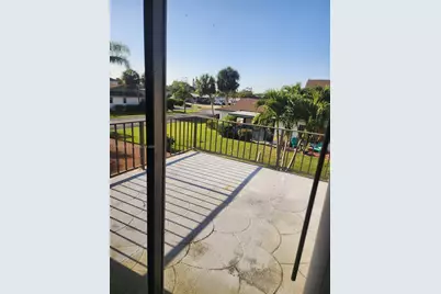 210 Queens Ct, Other City - In The State Of Florida, FL 32937 - Photo 16