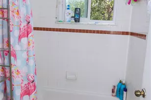 1735 NW 77th Ave, Pembroke Pines, FL 33024 - Photo 28