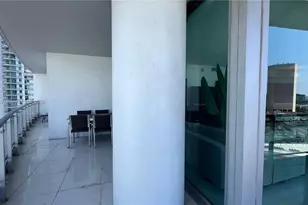 90 SW 3rd St, Miami, FL 33130 - Photo 16