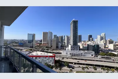90 SW 3rd St #2204, Miami, FL 33130 - Photo 2