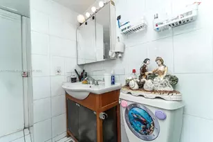 8635 NW 8th St, Miami, FL 33126 - Photo 8