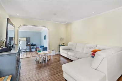 19310 Christmas Rd, Cutler Bay, FL 33157 - Photo 4