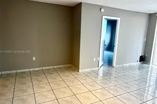 1780 NE 191st St, Miami, FL 33179 - Photo 18