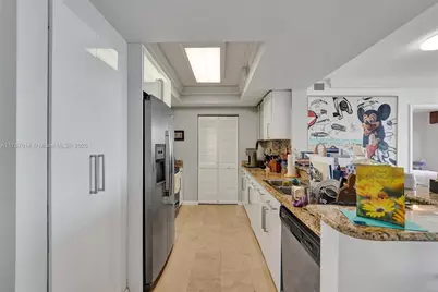 19501 W Country Club Dr #2507, Aventura, FL 33180 - Photo 18