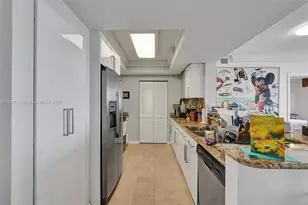 19501 W Country Club Dr, Aventura, FL 33180 - Photo 18