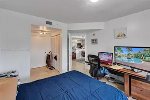 19501 W Country Club Dr, Aventura, FL 33180 - Photo 44