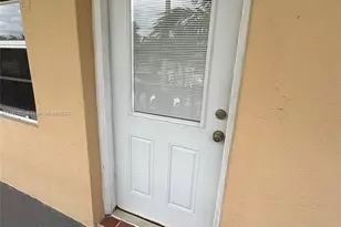 20311 NE 2nd Ave, Miami, FL 33179 - Photo 4