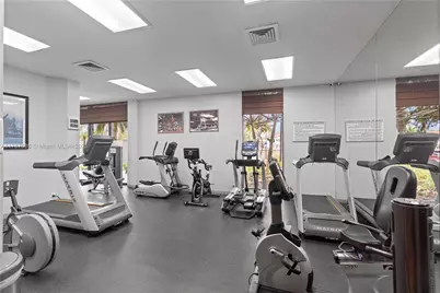 3600 Yacht Club Dr #2001, Aventura, FL 33180 - Photo 38