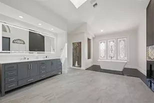 2561 Lucille Dr, Fort Lauderdale, FL 33316 - Photo 58