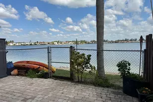 12355 NW 7th Ln, Miami, FL 33182 - Photo 16