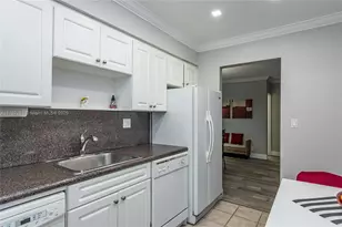 2501 S Ocean Dr, Hollywood, FL 33019 - Photo 24