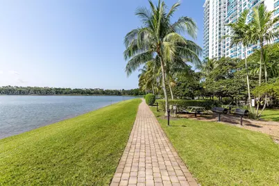 2681 N Flamingo Rd #TH4S, Sunrise, FL 33323 - Photo 26