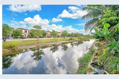 4941 NW 55th Ct, Tamarac, FL 33319 - Photo 18