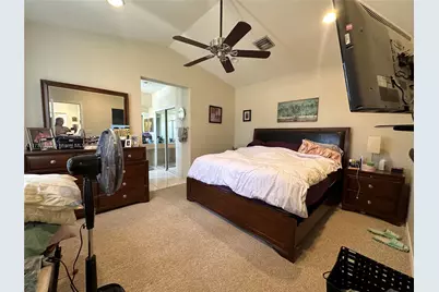 1930 SE 14th Ct, Homestead, FL 33035 - Photo 2