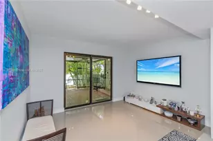 8956 Palm Tree Ln, Pembroke Pines, FL 33024 - Photo 12