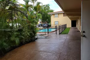 8704 NW 35th St, Coral Springs, FL 33065 - Photo 4