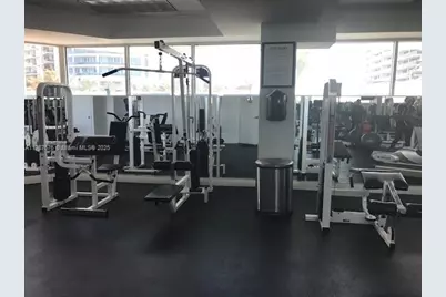 5900 Collins Ave #1505, Miami Beach, FL 33140 - Photo 20