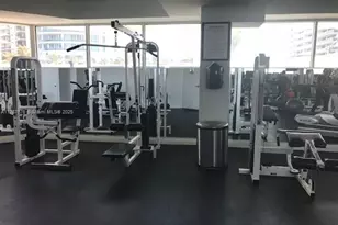 5900 Collins Ave, Miami Beach, FL 33140 - Photo 20