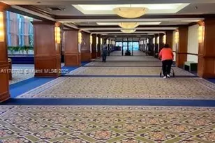 12500 SW 6th St, Pembroke Pines, FL 33027 - Photo 34