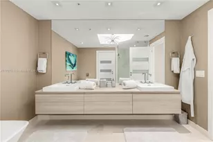 17111 Biscayne Blvd, North Miami Beach, FL 33160 - Photo 20