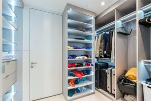 18975 Collins Ave, Sunny Isles Beach, FL 33160 - Photo 16