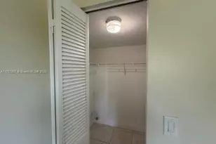 6101 N Falls Cir Dr, Lauderhill, FL 33319 - Photo 26