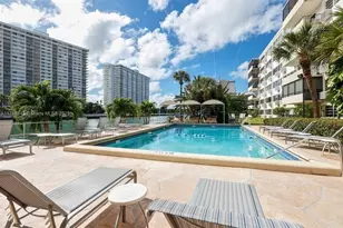 220 Kings Point Dr, Sunny Isles Beach, FL 33160 - Photo 18