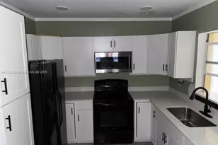 15157 NE 6th Ave, Miami, FL 33162 - Photo 1
