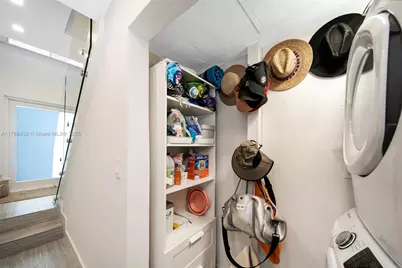 381 Franklin St, Hollywood, FL 33019 - Photo 50