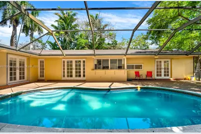 17737 SW 86th Ave, Palmetto Bay, FL 33157 - Photo 2