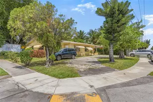 14600 NE 14th Ave, Miami, FL 33161 - Photo 2