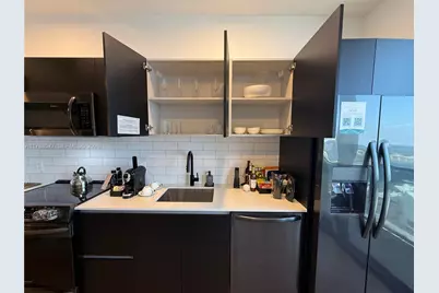 398 NE 5th St #2805, Miami, FL 33132 - Photo 14