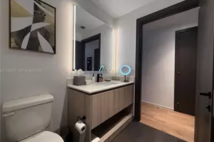 398 NE 5th St, Miami, FL 33132 - Photo 30