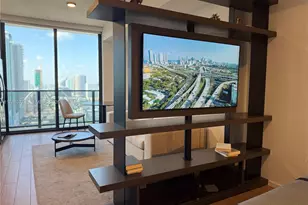 398 NE 5th St, Miami, FL 33132 - Photo 20