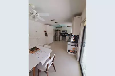 2020 NE 203rd St, Miami, FL 33179 - Photo 4