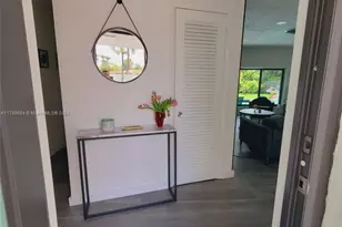 2020 NE 203rd St, Miami, FL 33179 - Photo 18