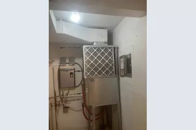 800 NE 195th St #701, Miami, FL 33179 - Photo 12