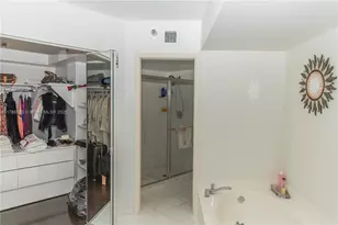 3530 Mystic Pointe Dr, Aventura, FL 33180 - Photo 18