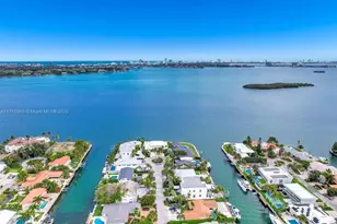 1990 NE 119th Rd, North Miami, FL 33181 - Photo 12