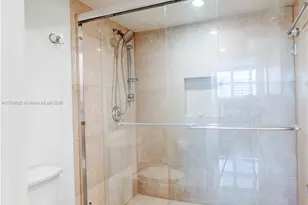 609 Ocean Dr, Key Biscayne, FL 33149 - Photo 18