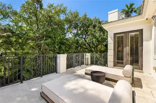 1672 Micanopy Ave, Miami, FL 33133 - Photo 28