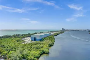 300 Bayview Dr, Sunny Isles Beach, FL 33160 - Photo 32