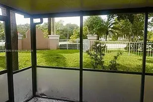 1617 W Harmony Lake Cir, Davie, FL 33324 - Photo 10