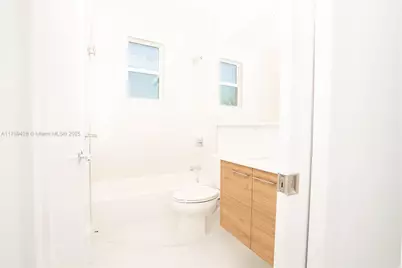 900 SW 24th Rd, Miami, FL 33129 - Photo 14