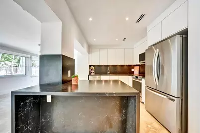 255 Ridgewood Rd, Key Biscayne, FL 33149 - Photo 16