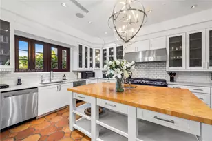1201 NE 83rd St, Miami, FL 33138 - Photo 18