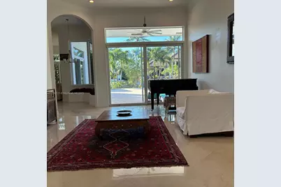 320 Windmill Palm Ave, Plantation, FL 33324 - Photo 2